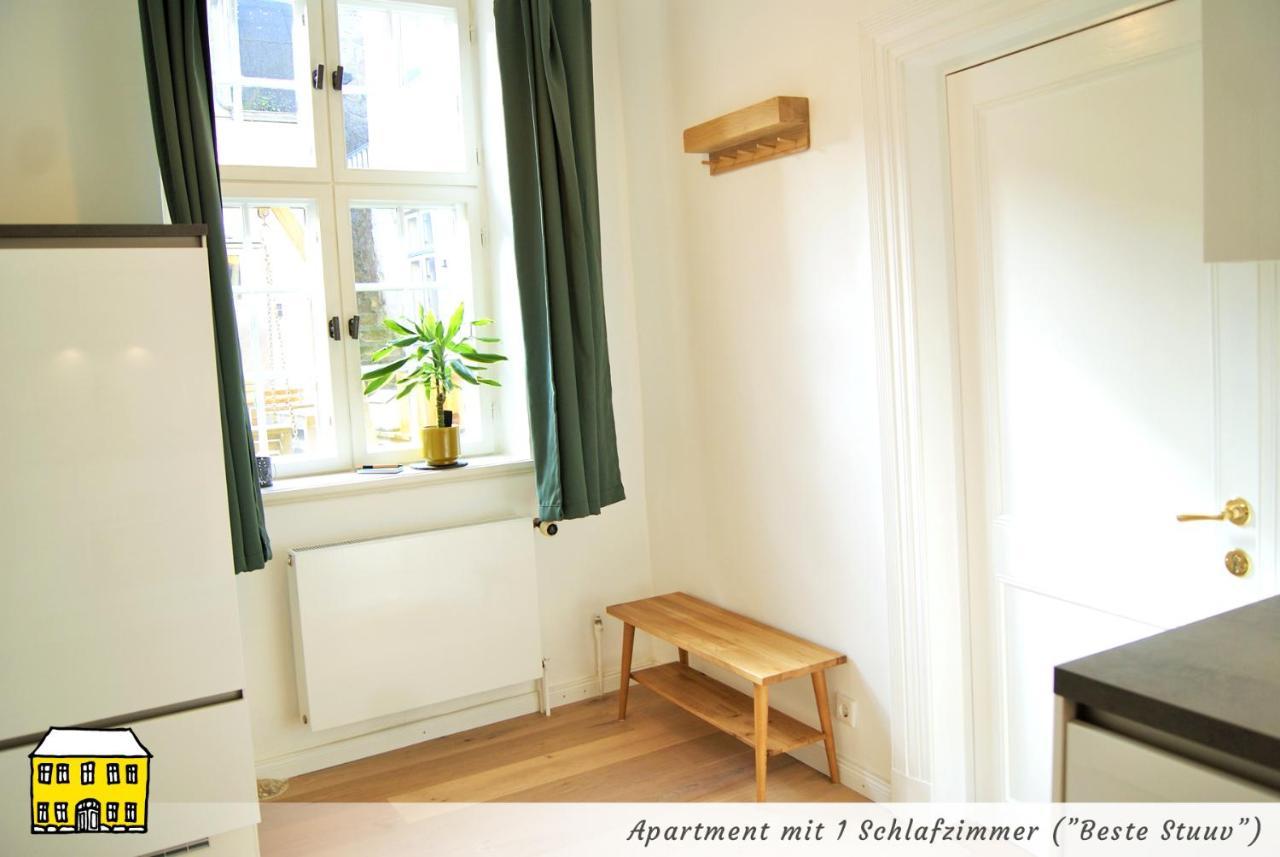 Das Gelbe Haus - Drei Besondere Ferienwohnungen 弗伦斯堡 外观 照片