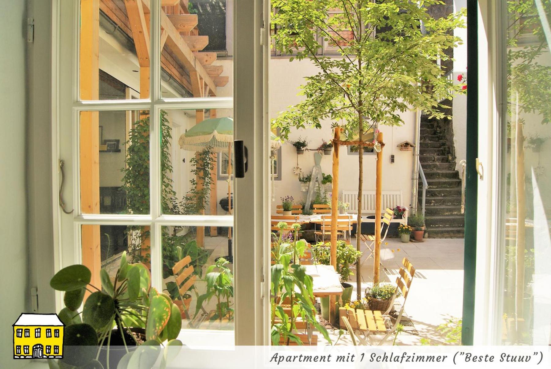 Das Gelbe Haus - Drei Besondere Ferienwohnungen 弗伦斯堡 客房 照片
