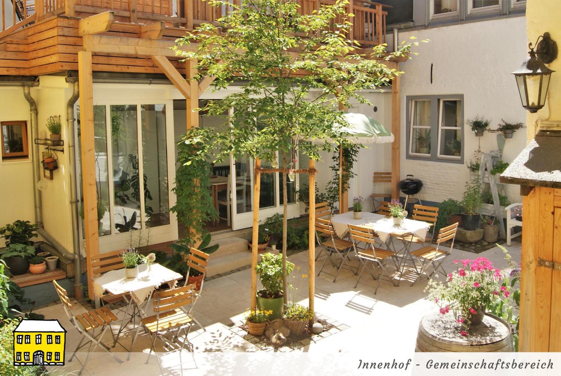 Das Gelbe Haus - Drei Besondere Ferienwohnungen 弗伦斯堡 客房 照片